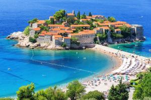 Wyspa Sveti Stefan - prawdopodobnie najsłynniejszy widok Czarnogóry.