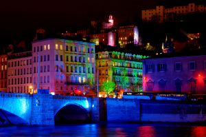 Festiwal Światła w Lyonie to jeden z najbardziej ekscytujących weekendów w roku we Francji.